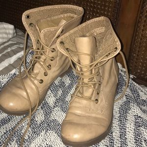 rock and candy winter boots